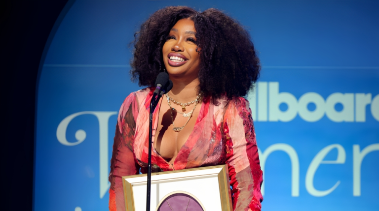 SZA-Bikini-Photo-Dump-Instagram-scaled-e1691156977859