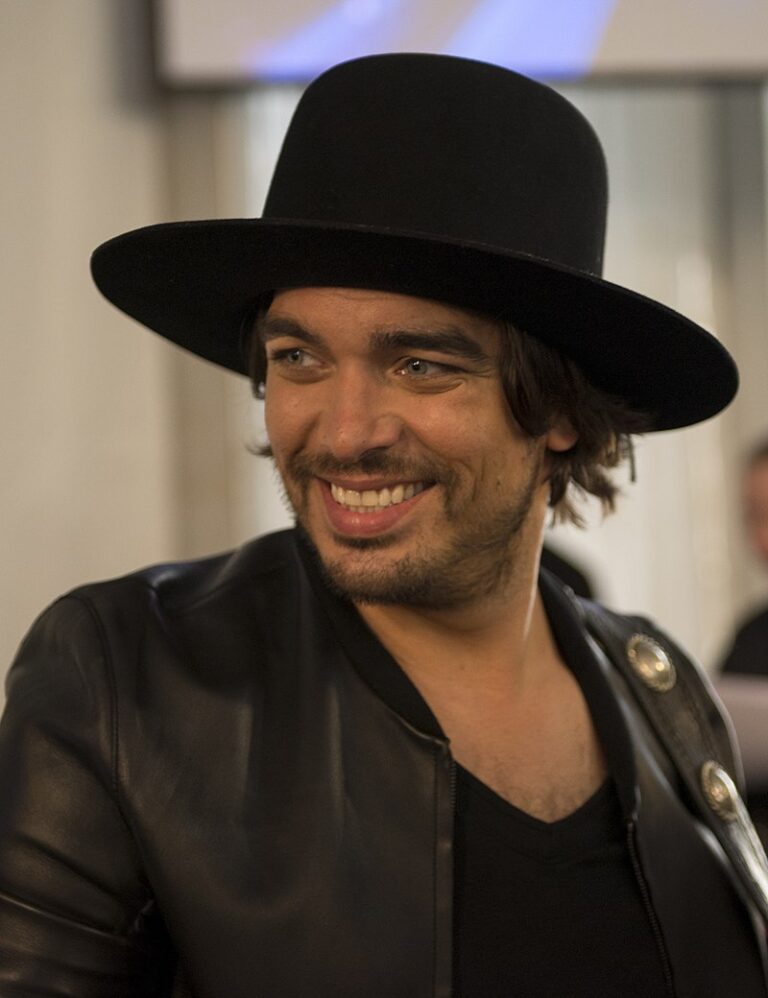 The_Common_Linnets_ESC2014_Meet__Greet_09_cropped