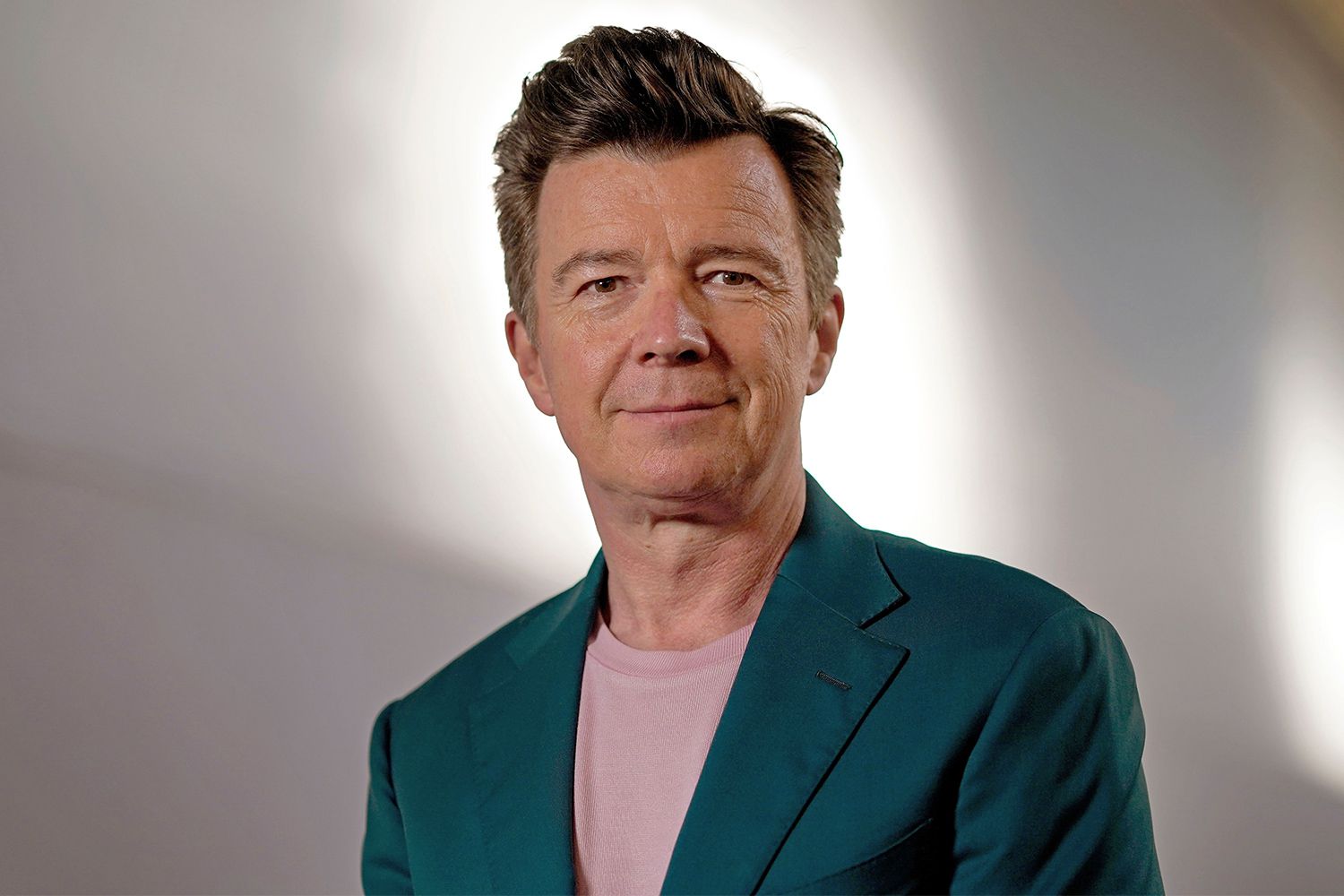 RICK ASTLEY - KONTA TV