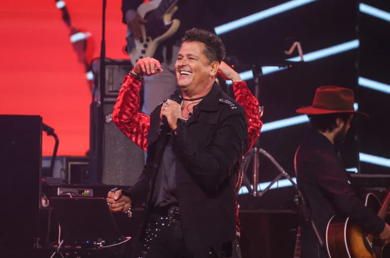 CARLOS VIVES