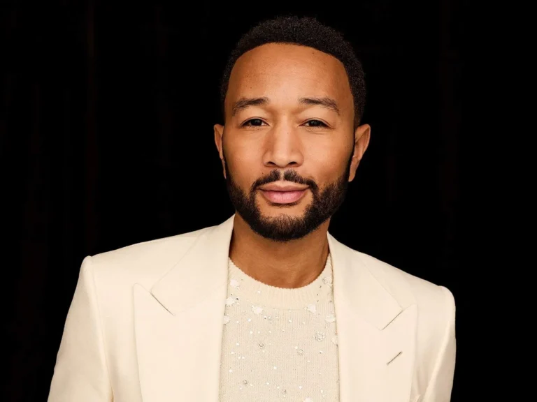 JOHN LEGEND