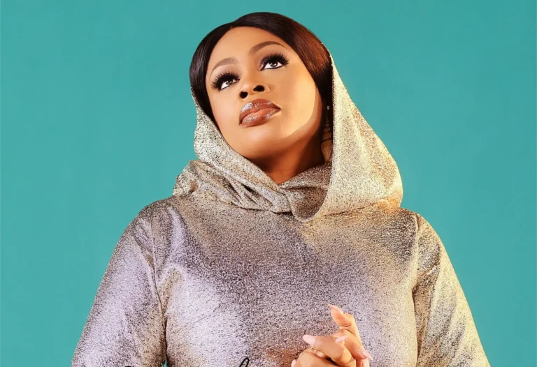 SINACH
