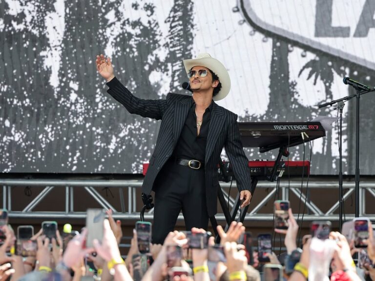 Bruno Mars